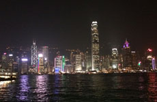 （画像）九龍側からの香港島の夜景