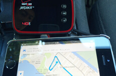 車でWi-Fiと地図アプリ